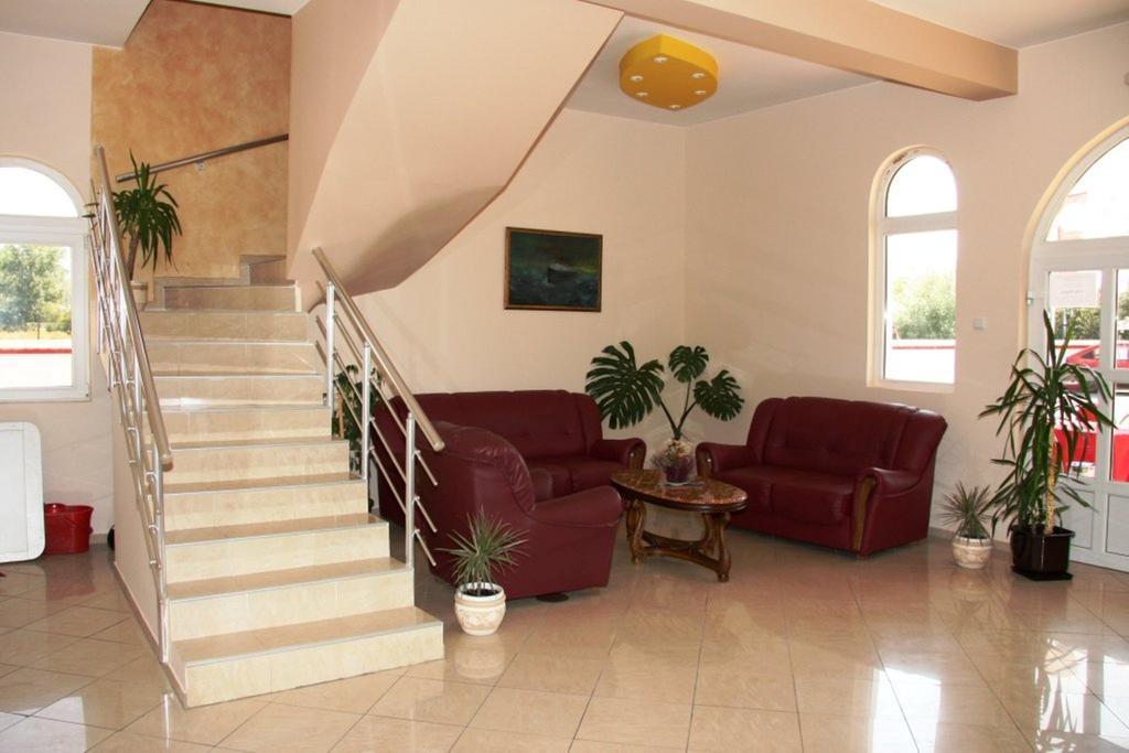 פירוט Hotel Dijana מראה פנימי תמונה