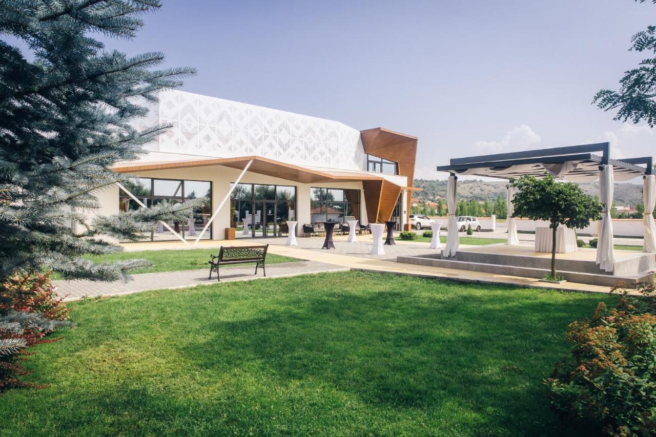 פירוט Hotel Dijana מראה חיצוני תמונה