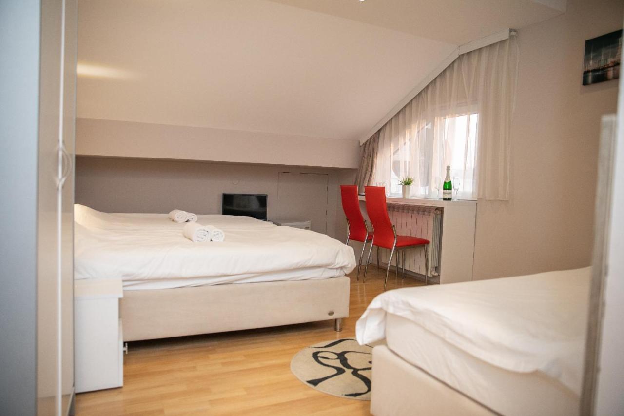 פירוט Hotel Dijana מראה חיצוני תמונה