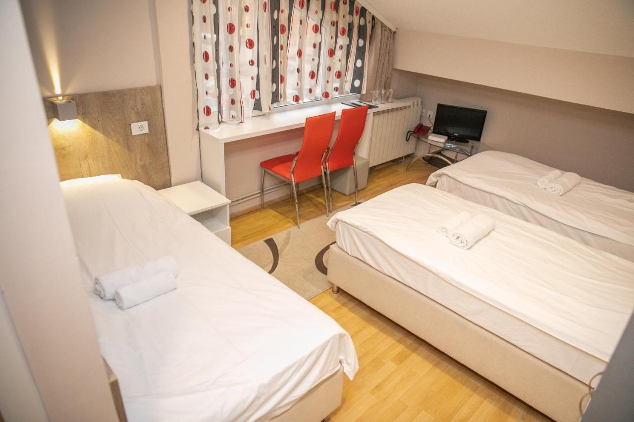 פירוט Hotel Dijana מראה חיצוני תמונה