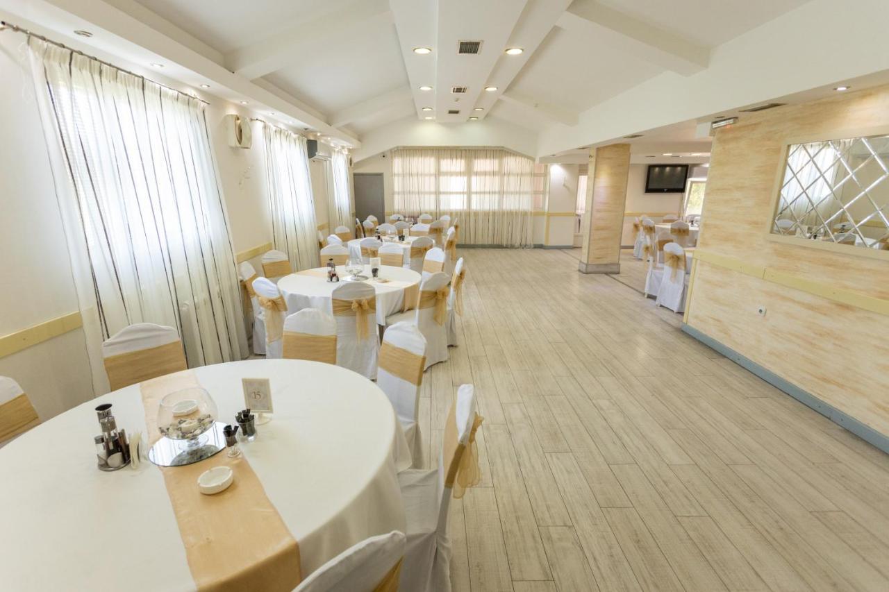 פירוט Hotel Dijana מראה חיצוני תמונה